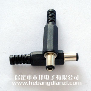 DC單孔電源插頭 內(nèi)徑2.5